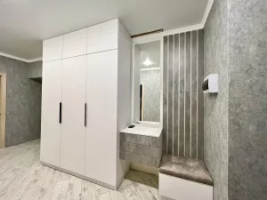 Распашной шкаф «Фойе 135»